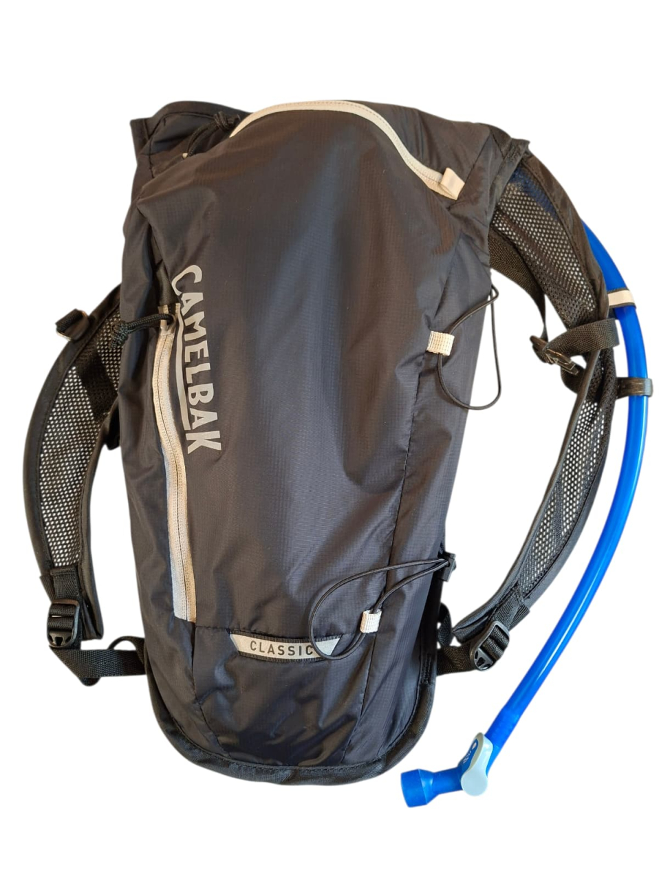 Zaino Camelbak con borraccia